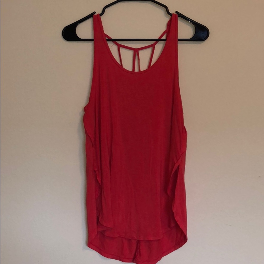 Hollister tank